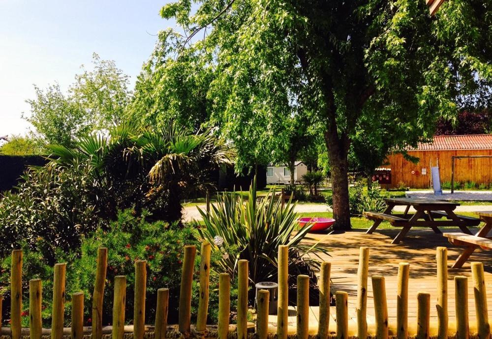 Camping Aux Couleurs Du Ferret Lege-Cap-Ferret Ngoại thất bức ảnh